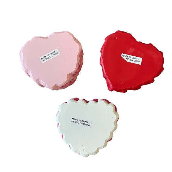 VIRAL Sweet Treats Pink Mini Cakes Set of 3 Valentine's Day Holiday Decor New - Picture 6 of 16